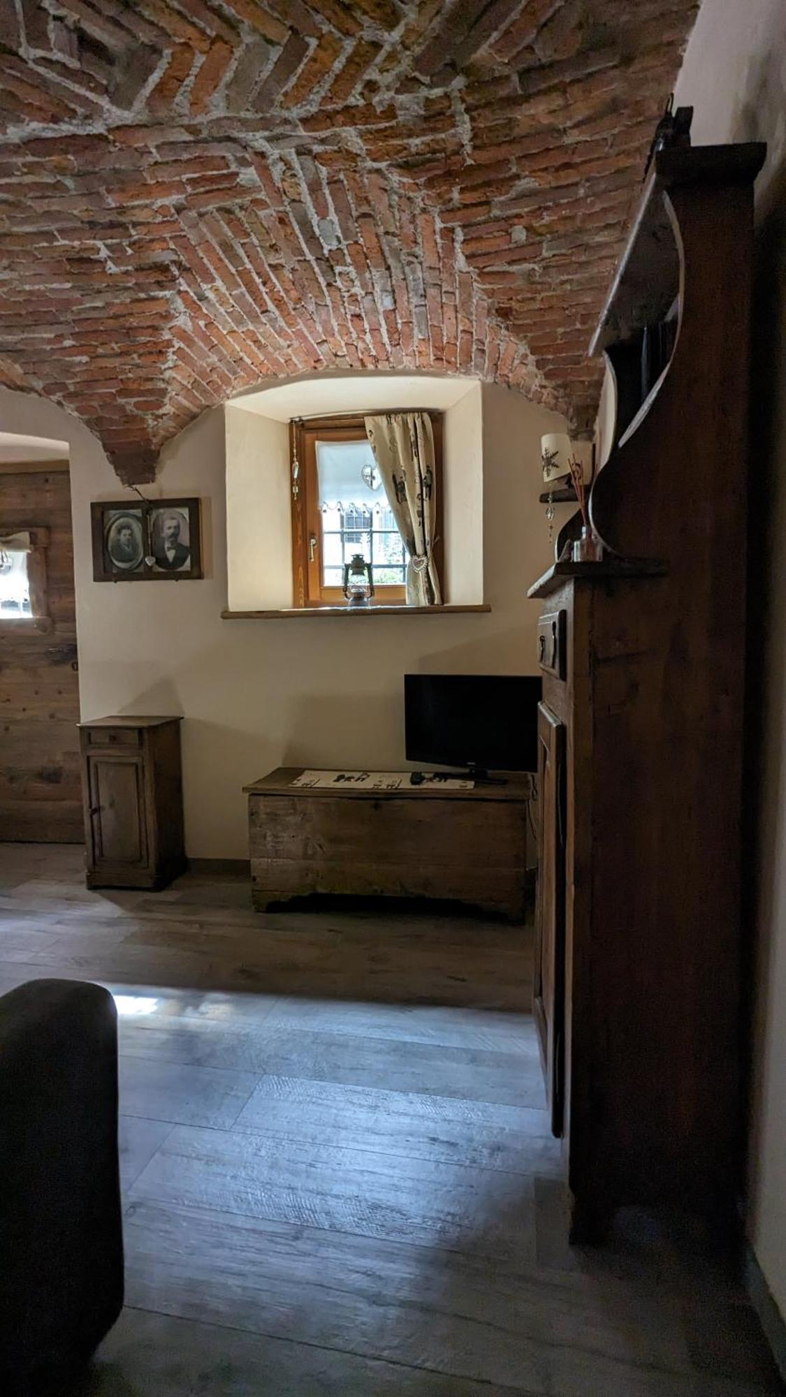 Maison Du Pont Romain Aosta Eksteriør billede